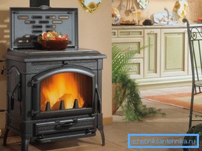 Steel stove looks very aesthetic. Steel stove looks very aesthetic.
