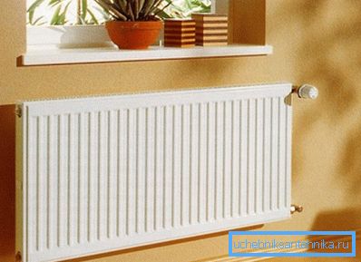 Steel panel convectors with lateral connection