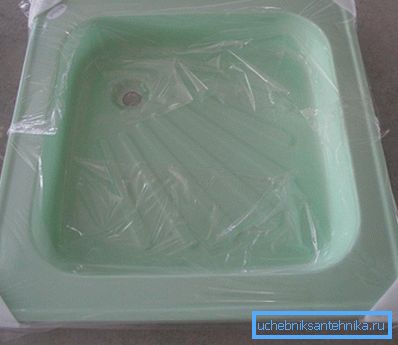 Standard acrylic tray. Standard acrylic tray.