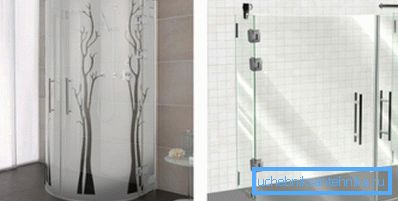 The glass shower enclosure can be transparent or frosted.