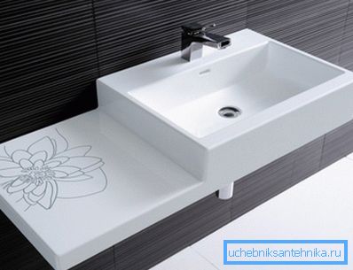 Stylish and functional sink-tabletop. Stylish and functional sink-tabletop.