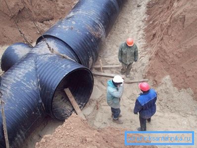 Construction of main sewage Construction of main sewage