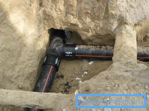 Welding of polyethylene pipes cast type couplings