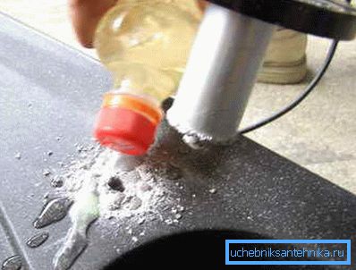 Drilling ceramics with a tube Drilling ceramics with a tube