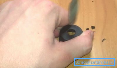 Drill the cork Drill the cork