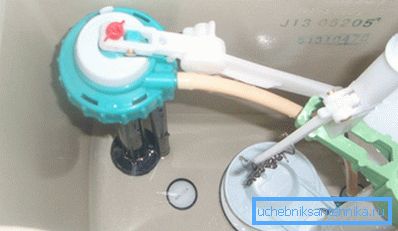 This is how the insides of a push-button type toilet tank look. This is how the insides of a push-button type toilet tank look.
