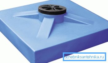 This capacity and performs the function of the roof, and holds 200 liters of water This capacity and performs the function of the roof, and holds 200 liters of water
