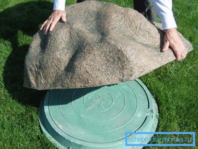 Such products are a spectacular imitation of real granite or sandstone, but inside they are hollow. Such products are a spectacular imitation of real granite or sandstone, but inside they are hollow.