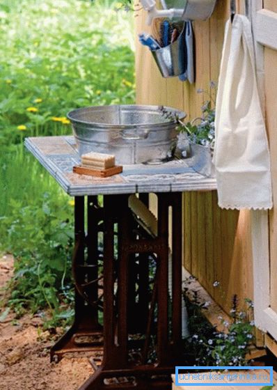This washstand can be done in less than a day. This washstand can be done in less than a day.