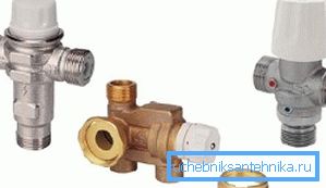 Three-way valves can vary considerably in design, but the principle of their work is always the same.