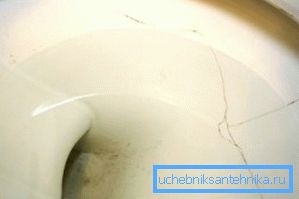 Faience Cracks