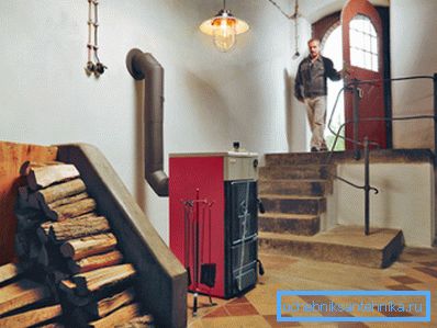 Solid fuel is poorly suited for urban housing conditions. Solid fuel is poorly suited for urban housing conditions.