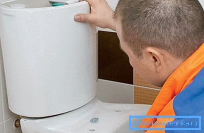 Learning how to fix a toilet bowl leak Learning how to fix a toilet bowl leak