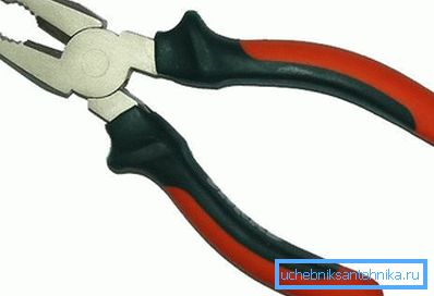 Convenient to work pliers Convenient to work pliers