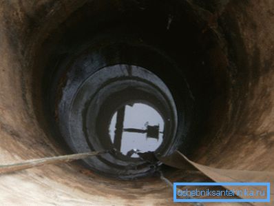 The deepening of the mine with the help of repair rings. The deepening of the mine with the help of repair rings.