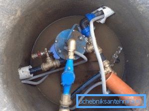 The mouth is reinforced with a concrete cup or casing made of steel. The mouth is reinforced with a concrete cup or casing made of steel.