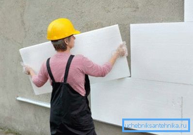 Wall insulation reduces energy consumption for heating Wall insulation reduces energy consumption for heating