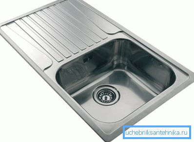 Narrow sink for the kitchen with a wing takes a very large space Narrow sink for the kitchen with a wing takes a very large space