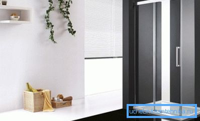 The room has a shower corner with a low pan 120x90 mm. The room has a shower corner with a low pan 120x90 mm.