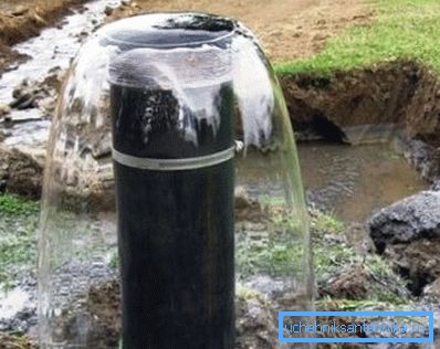 In the well, drilled in spring, autumn, water may not be In the well, drilled in spring, autumn, water may not be