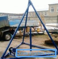 Metal tripod with winch option Metal tripod with winch option