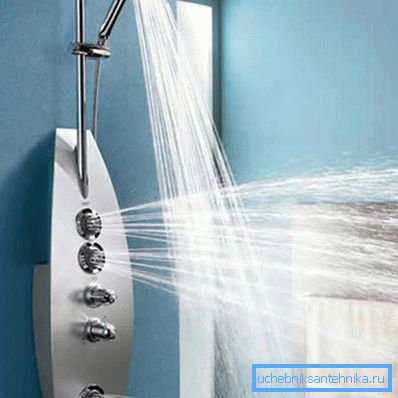 Vertical shower complemented by horizontal jets. Vertical shower complemented by horizontal jets.