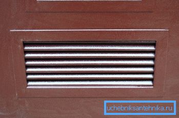 Entrance metal doors with ventilation grille Entrance metal doors with ventilation grille