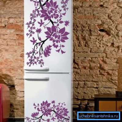764 Even a fridge can be decorated with vinyl stickers.