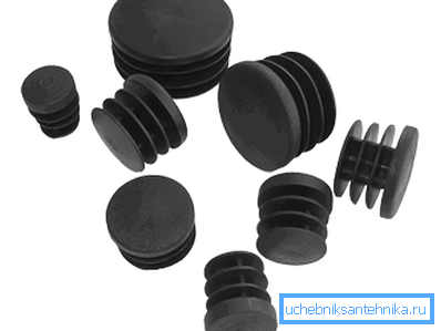 Internal plastic pipe plugs