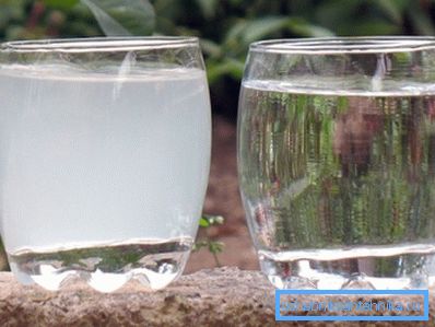 Tap water contains large amounts of chlorine. Tap water contains large amounts of chlorine.