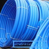 Blue polyethylene (PE) plumbing pipe Blue polyethylene (PE) plumbing pipe