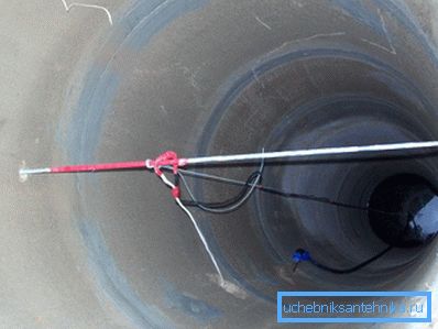 Water intake equipment in a shaft well Water intake equipment in a shaft well