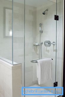 The airiness of glass doors visually increases the space The airiness of glass doors visually increases the space