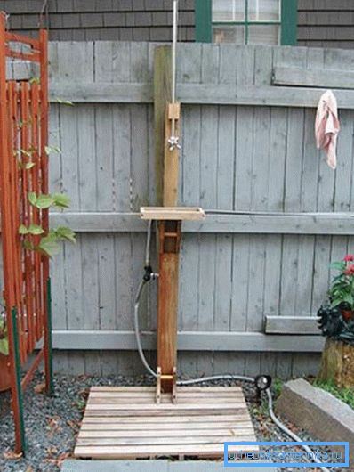 It's simple, but the question does not arise, how to finish the shower at the cottage inside