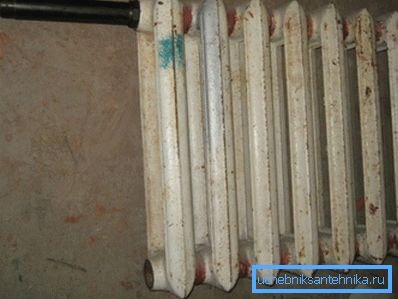 Opening the battery, it is easy to assess the quality of washing. Opening the battery, it is easy to assess the quality of washing.