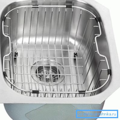 Insertable mesh. Insertable mesh.