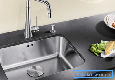 Built-in kitchen sinks - it's stylish and original. Built-in kitchen sinks - it's stylish and original.