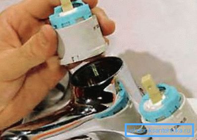 Remove the cartridge and wash it.