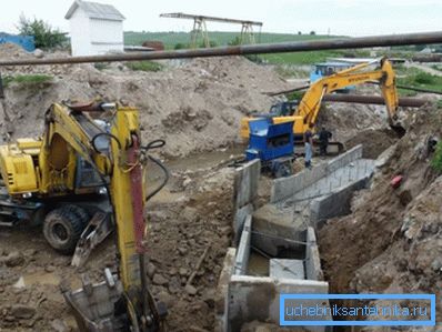 Laying of the basis for a water throughput construction Laying of the basis for a water throughput construction