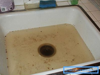 899 The sink clogged