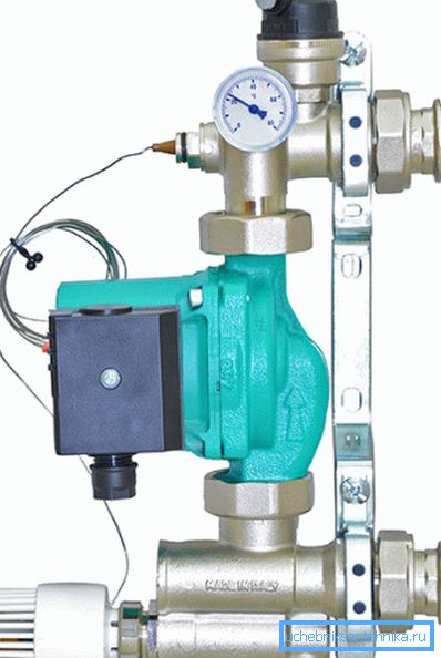 Factory pump and mixing module of Italian production. Factory pump and mixing module of Italian production.
