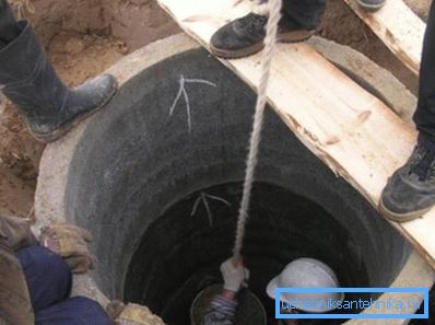 Earthwork simultaneously with the installation