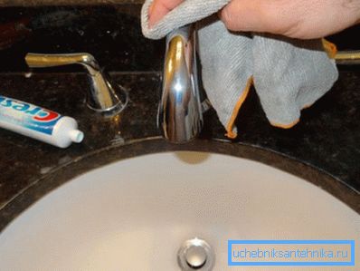 Toothpaste is also a good cleanser. Toothpaste is also a good cleanser.